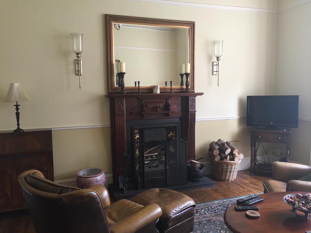 Grangeburn House Hotel เกรนจ์เมาท์ ภายนอก รูปภาพ
